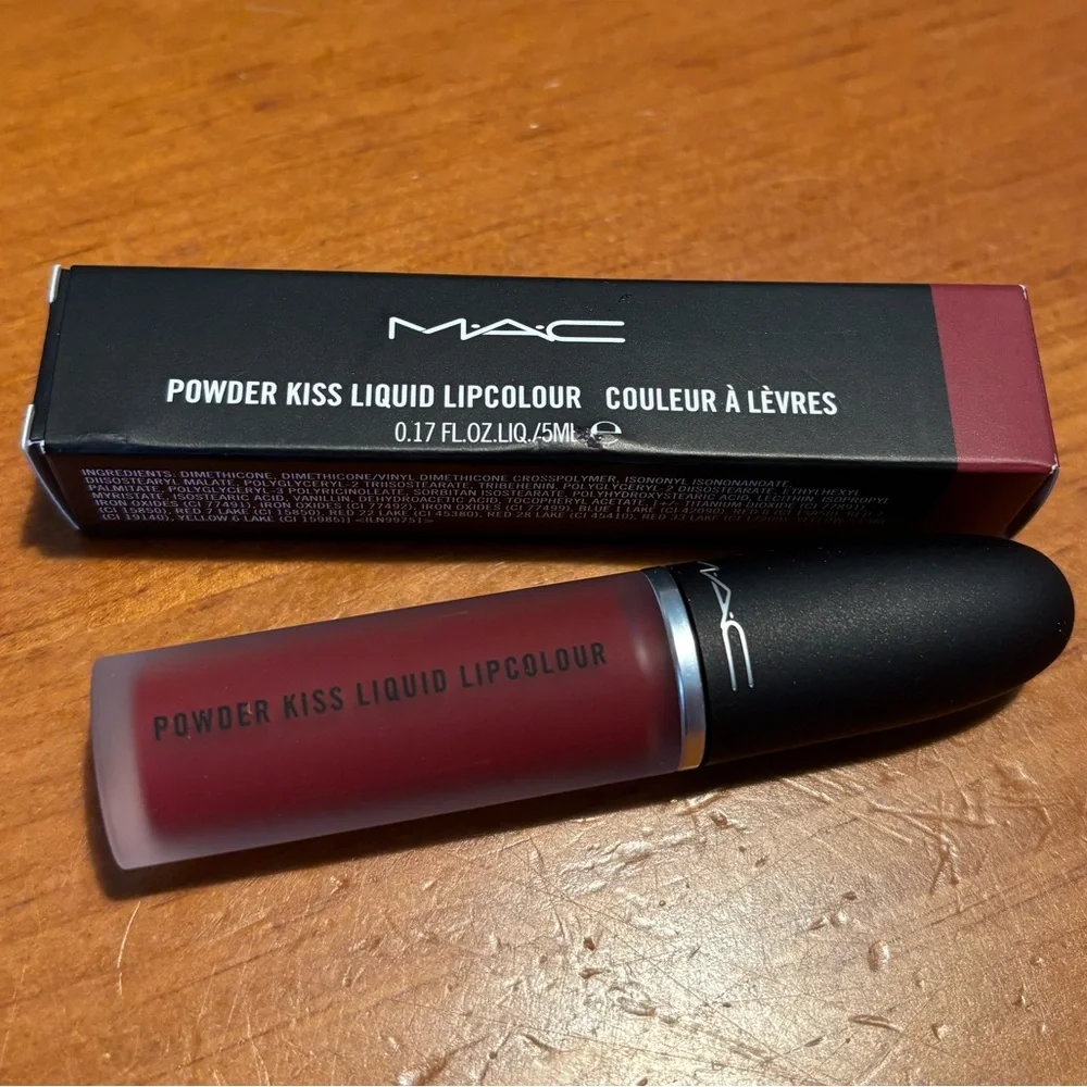 MAC Powder Kiss Liquid Lipcolour Fashion Sweetie